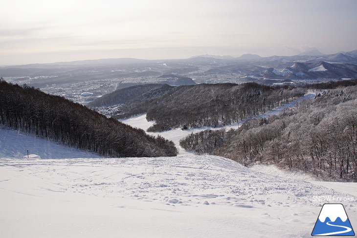 札幌藻岩山スキー場 『青空』が最高に似合うゲレンデ☆